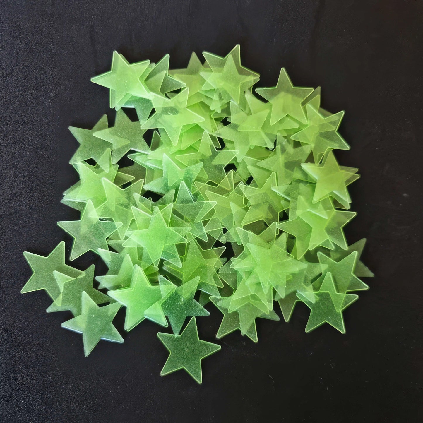 100 Green Small Stars, Easy To Peel and Paste, Suitable for Meteor Room Decoration, Bedroom Decoration, Luminous Decoration
