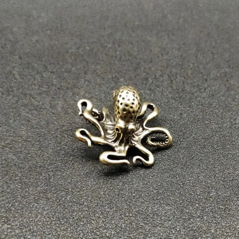 Brass Octopus Home Decoration Antique Copper Animal Figurines Miniatures Desk Ornament Accessories Creative Table Tea Pets Craft