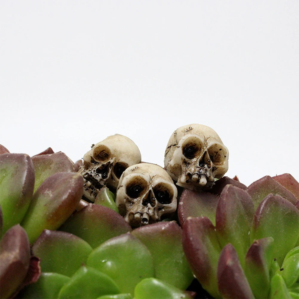 20Pcs Mini Skull Figure Collectable Halloween Skull Model Sculptures Creative Festival Theme Landscape Garden Potted Plant Decor
