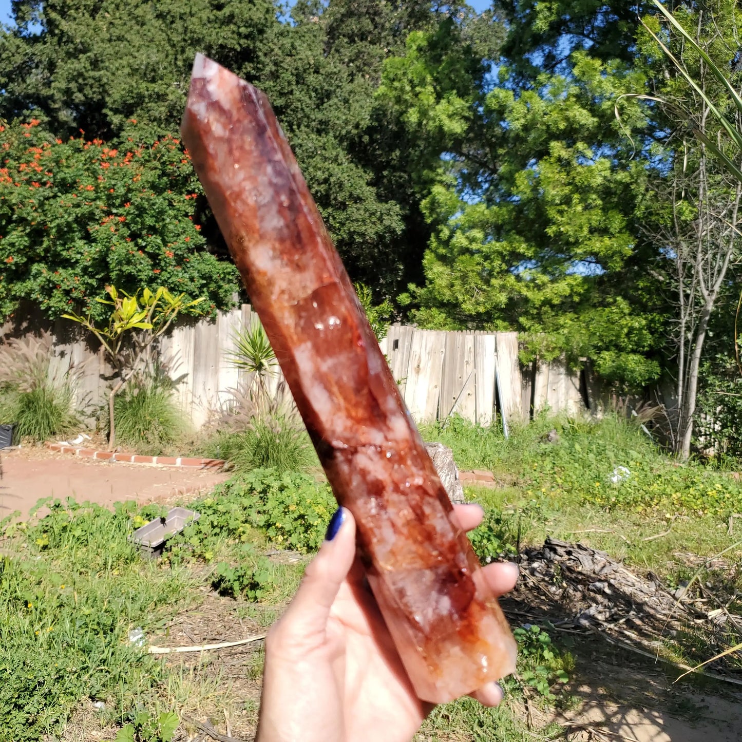 1PC Natural Large Fire Quartz Obelisk Crystal Tower, Perfect Gift, Magic Point Healing Stone Obelisk Wand Stone Home Decor